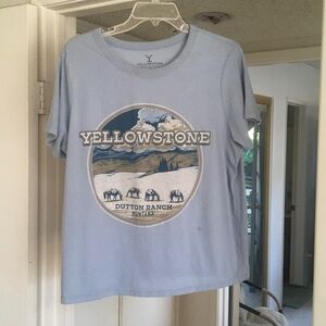 YELLOWSTONE/BLUE-“DUTTON RANCH,MONTANA”TEE SHORT